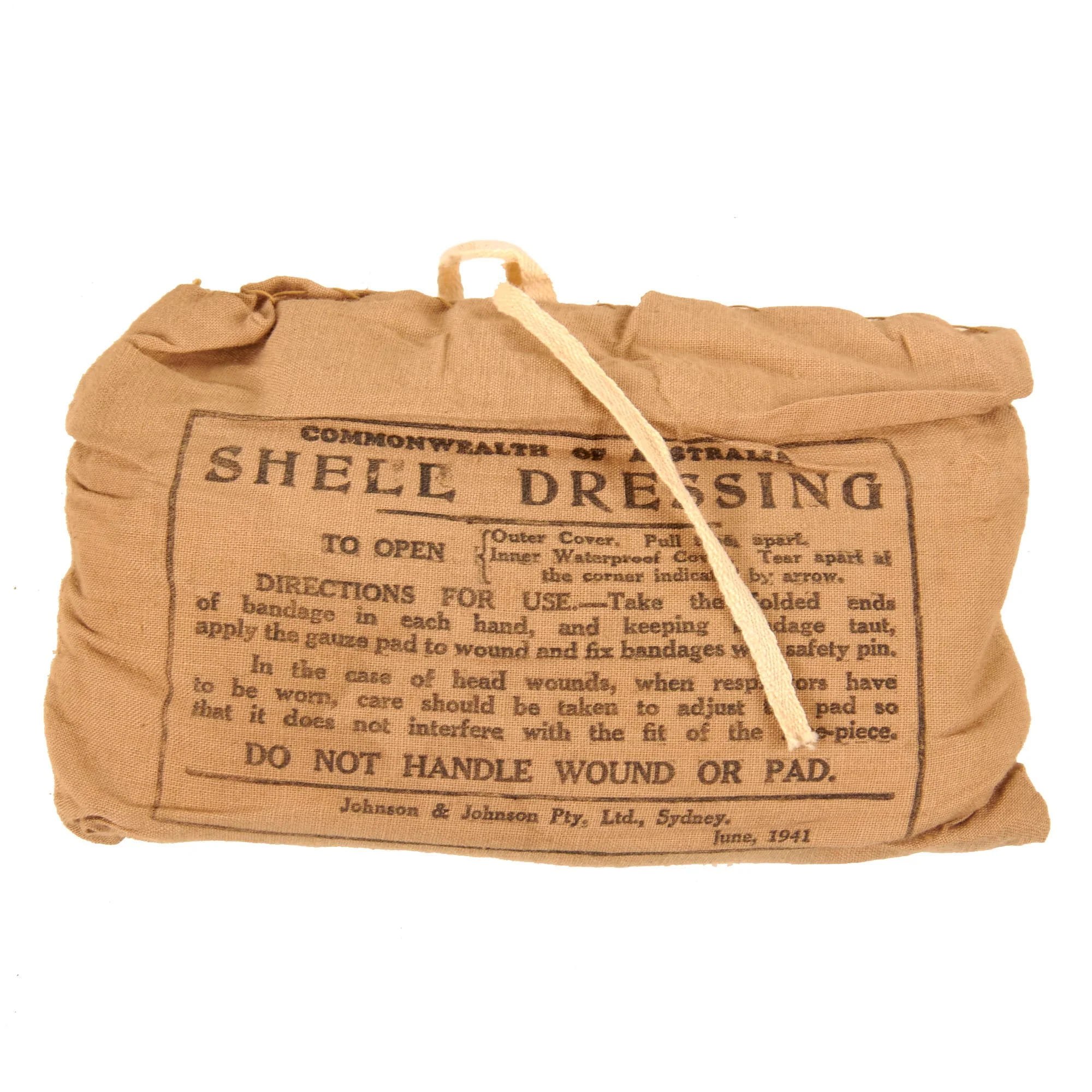 Original British WWII Pattern 1937 Medic Shoulder Bag for Shell Dressings with Shell Dressing - Image 4