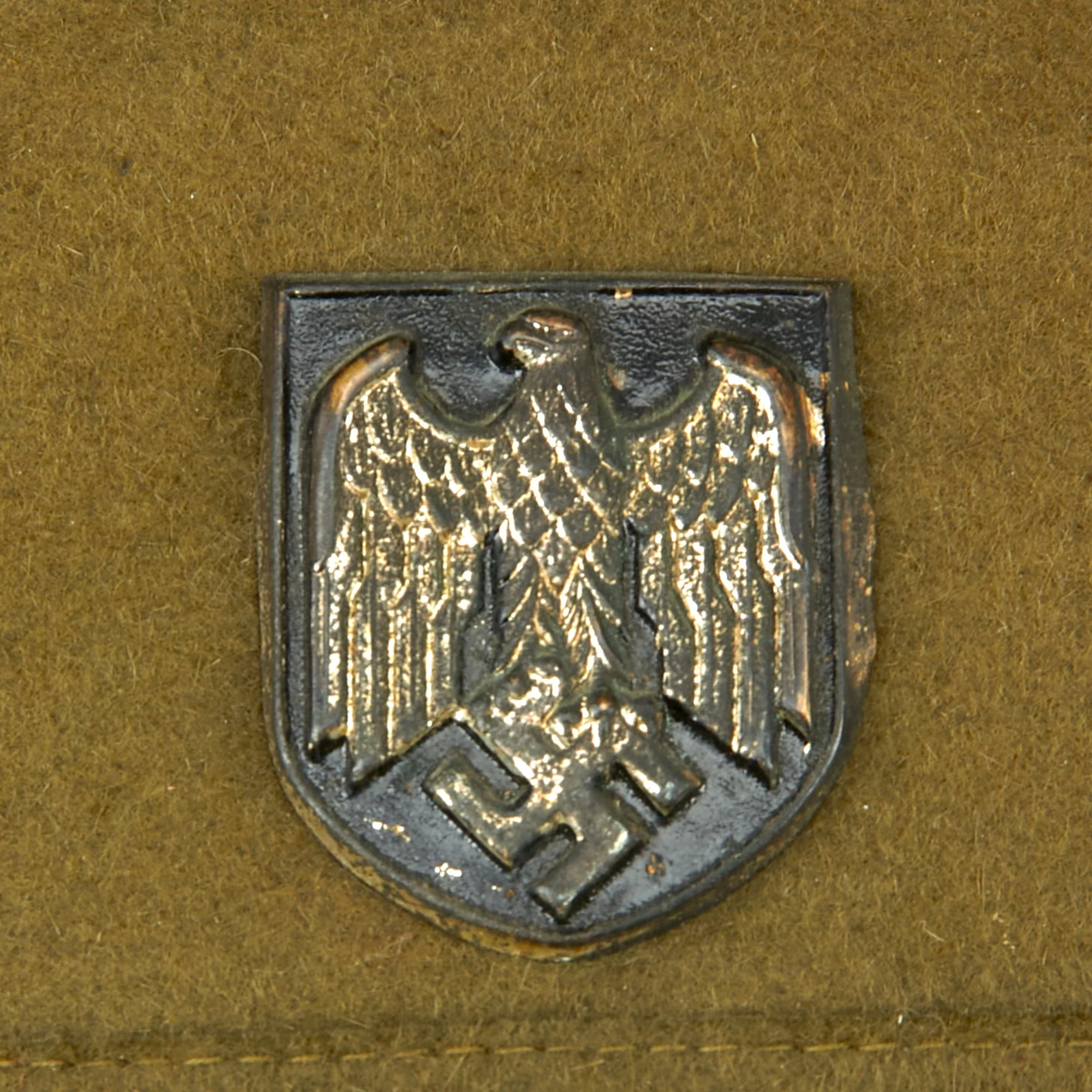 Original German WWII 2nd Model 1942 dated Afrikakorps DAK Sun Helmet with Badges - size 57 - Image 5