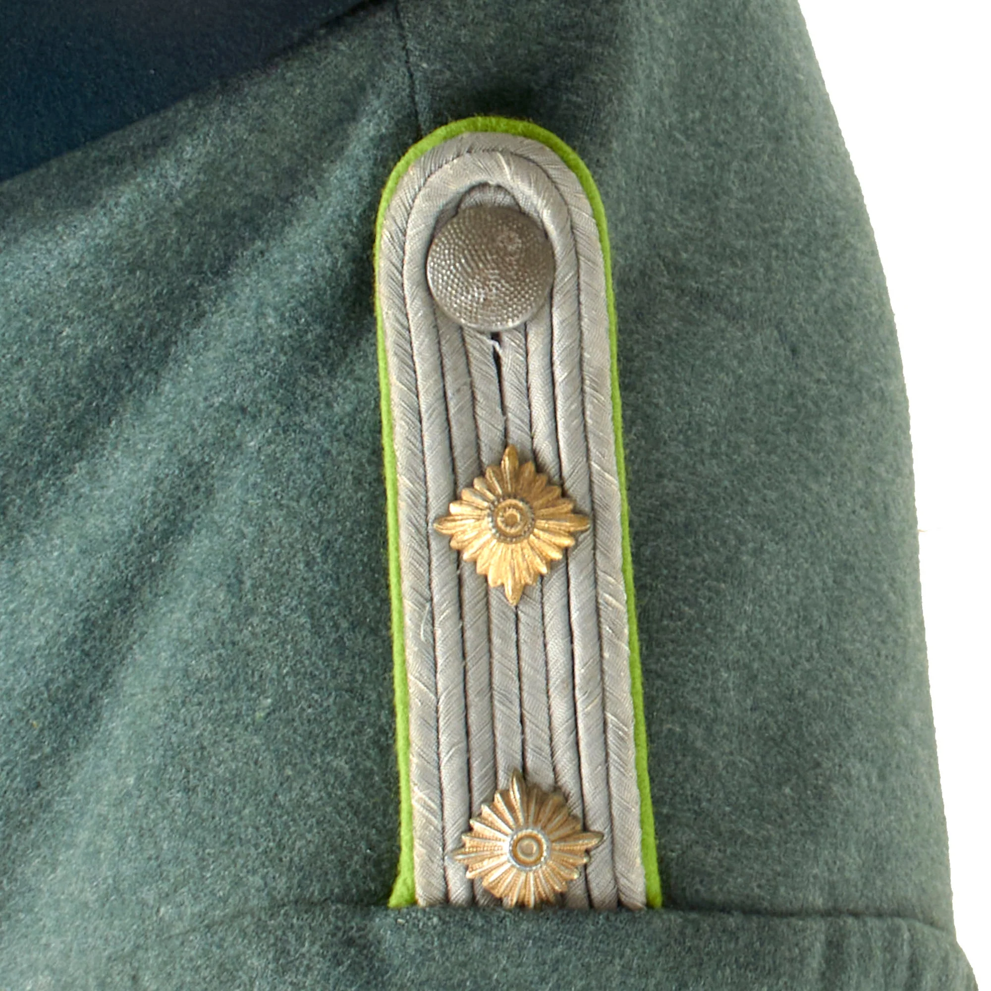 Original German WWII Named Heer Army Jäger Hauptmann Officer M36 Field Uniform Tunic by Carl Bull with Jäger Badge - Dated 1943 - Image 10