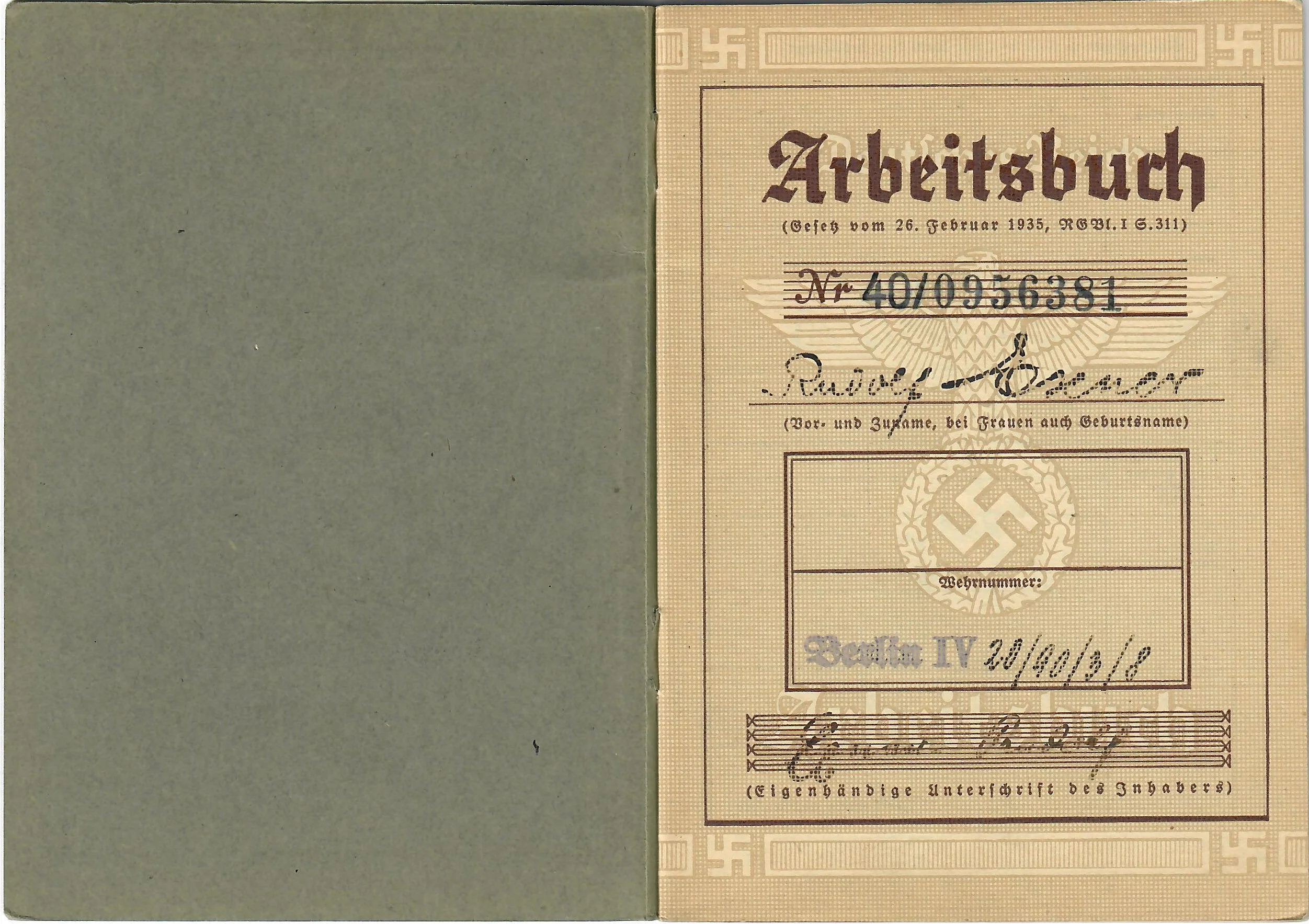 Original German WWII Set of Four Identification & Document Books - ID Card, Workbooks, and Apprenticeship Certificate - Image 14