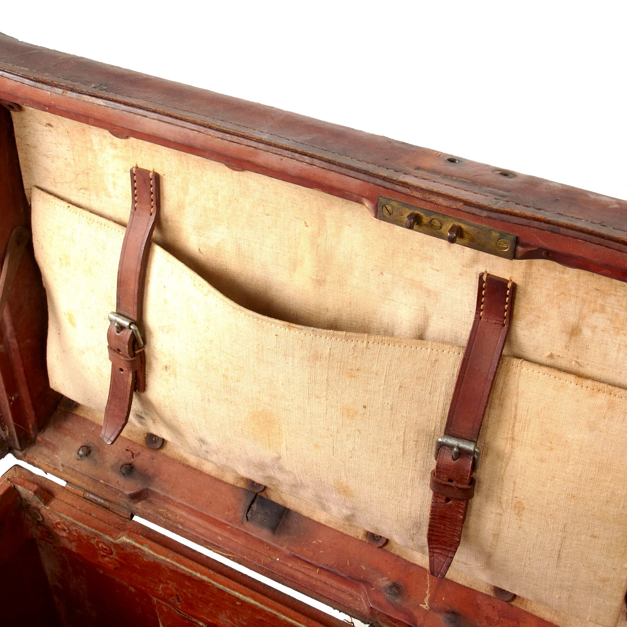 Original Imperial Japanese WWII Medical Kit Trunk with U.S. Capture Sendhome Markings - Image 7