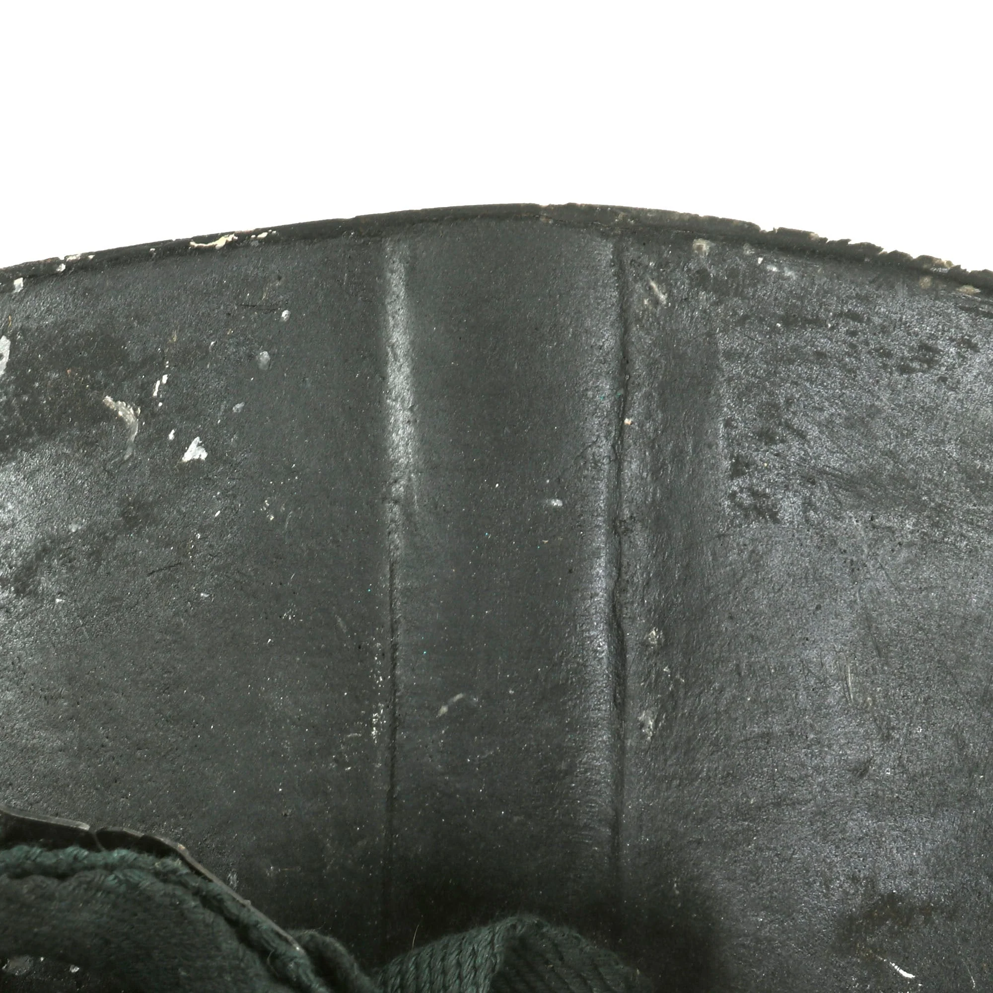 Original Iraqi Fedayeen Helmet with Intact Saddam Badge, Liner & Chinstrap - Operation Iraqi Freedom Bringback OIF - Image 9