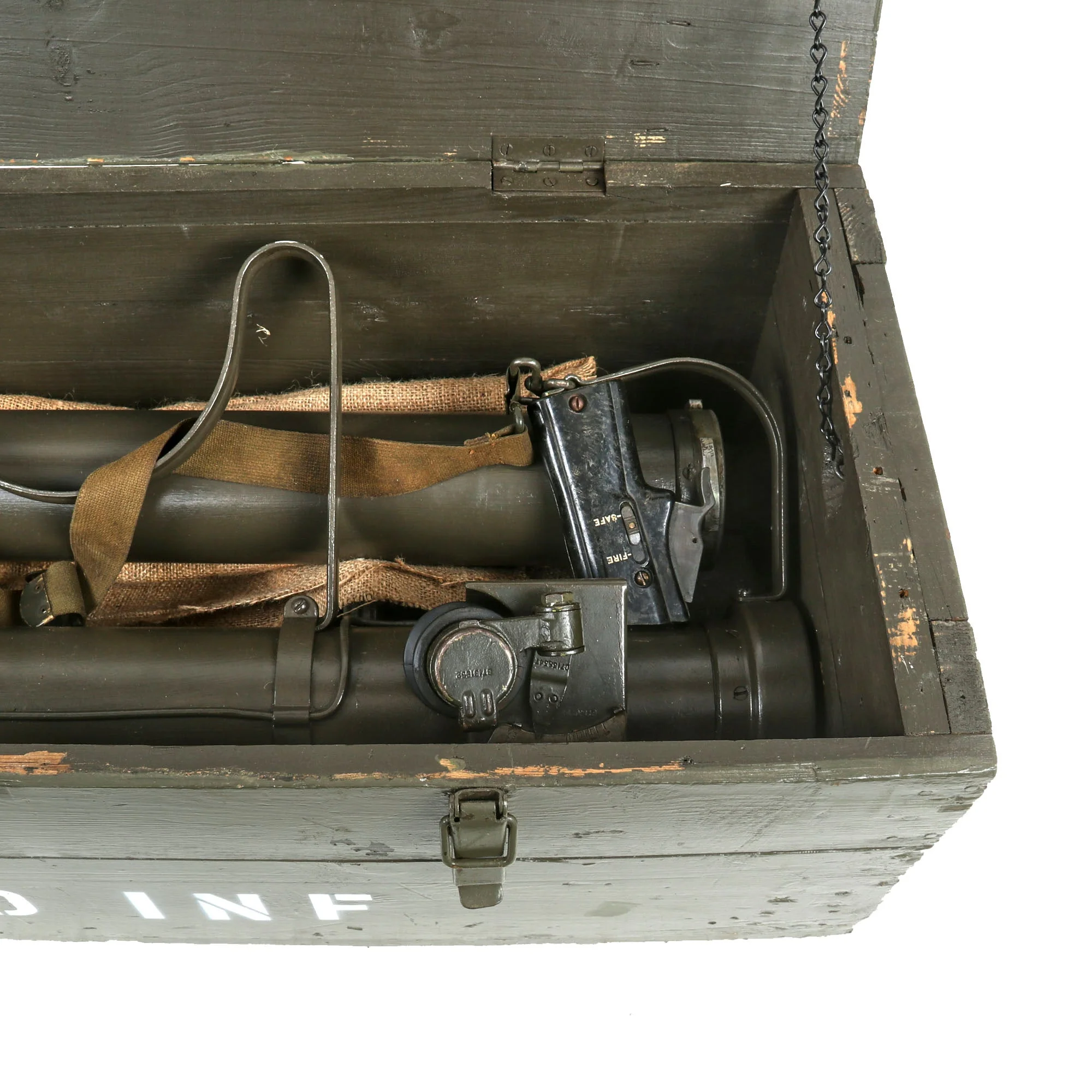 Original U.S. Deactivated M20 A1 3.5 Inch Super Bazooka Rocket Launcher by Firestone with Three Inert Rockets and Custom Transit Chests - Image 5