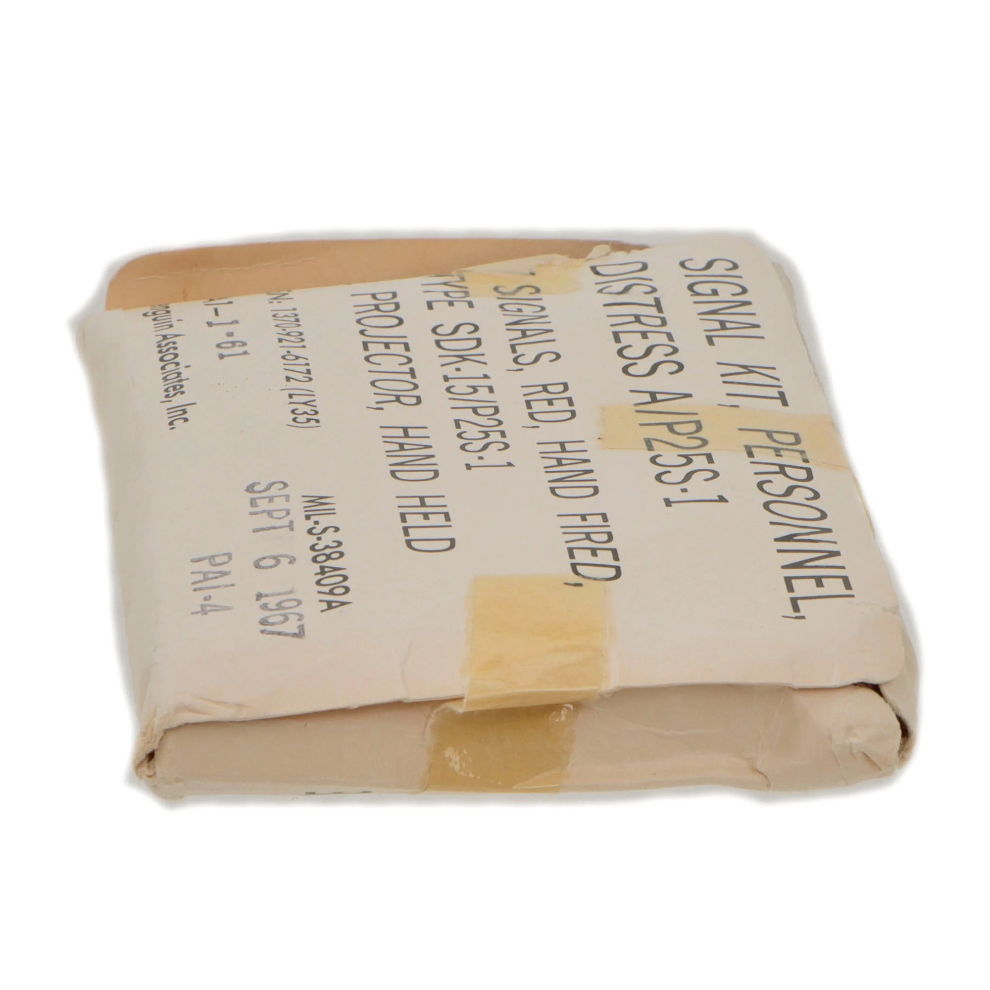 Original U.S. Vietnam War Penflare Set in Original Packaging - Dated September 1967 - Image 6