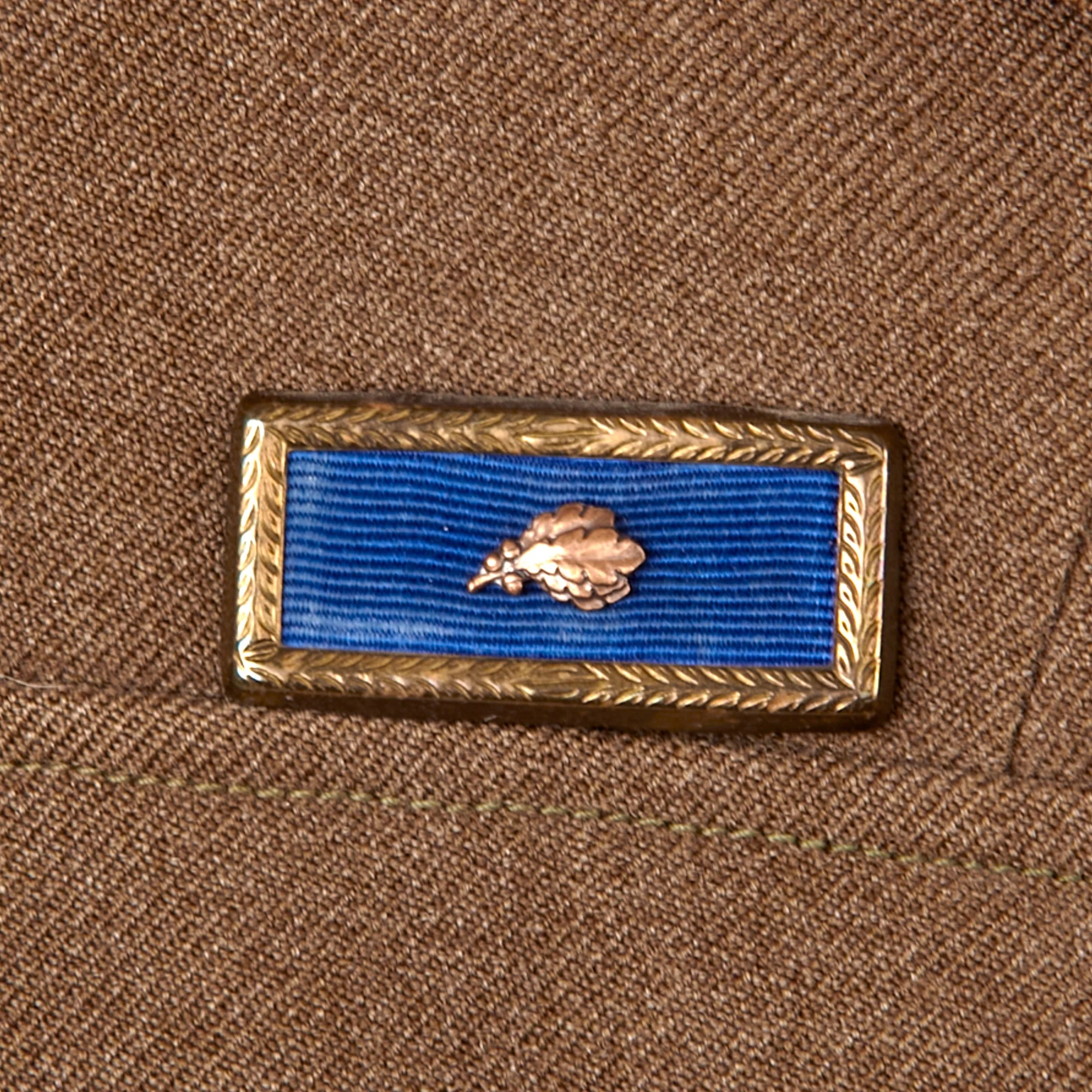 Original U.S. WWII 101st Airborne Division & Airborne Command Sergeant First Class Uniform with Beaded Patches & Laundry Number - Size 42R - Image 6