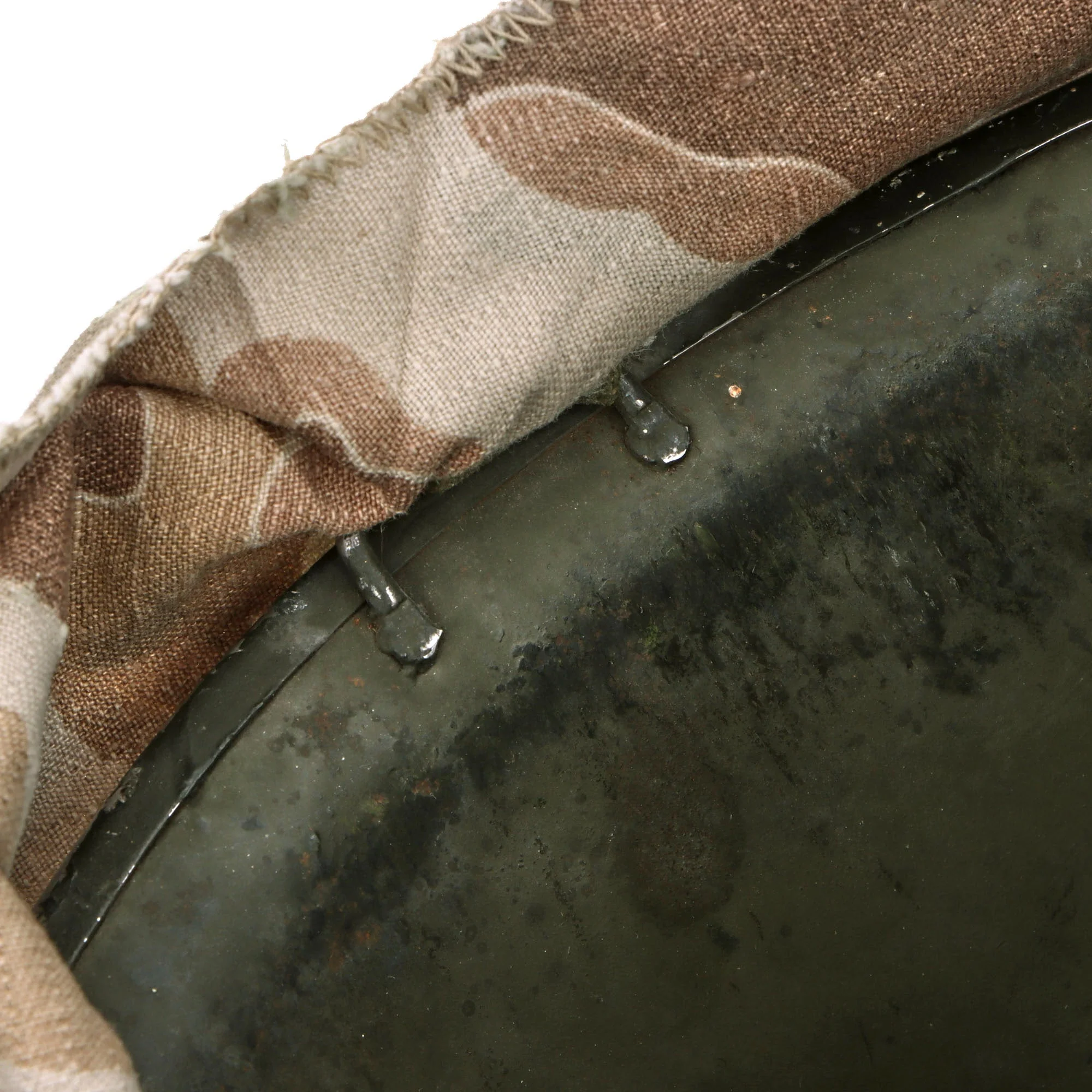 Original U.S. WWII / Korean War USMC Front Seam Fixed Bale M1 Helmet with Refurbished CAPAC Liner and USMC Cover With Stenciled Eagle, Globe and Anchor - Complete - Image 13