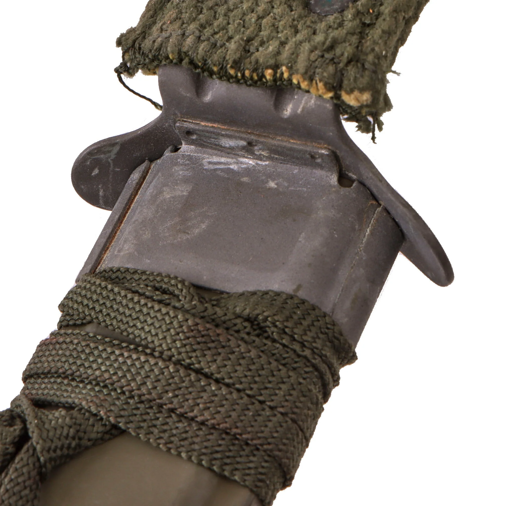 Original U.S. WWII M4 Bayonet by Camillus for the M1 Carbine with M8A1 Scabbard by Pennsylvania Working Home for the Blind - Image 16